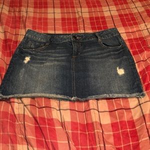 Distressed mini skirt